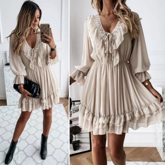 Dresses & Skirts - Boho Lace & Ruffle Dress